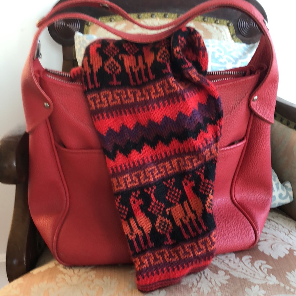 - Samsonite Vintage Travel Bag